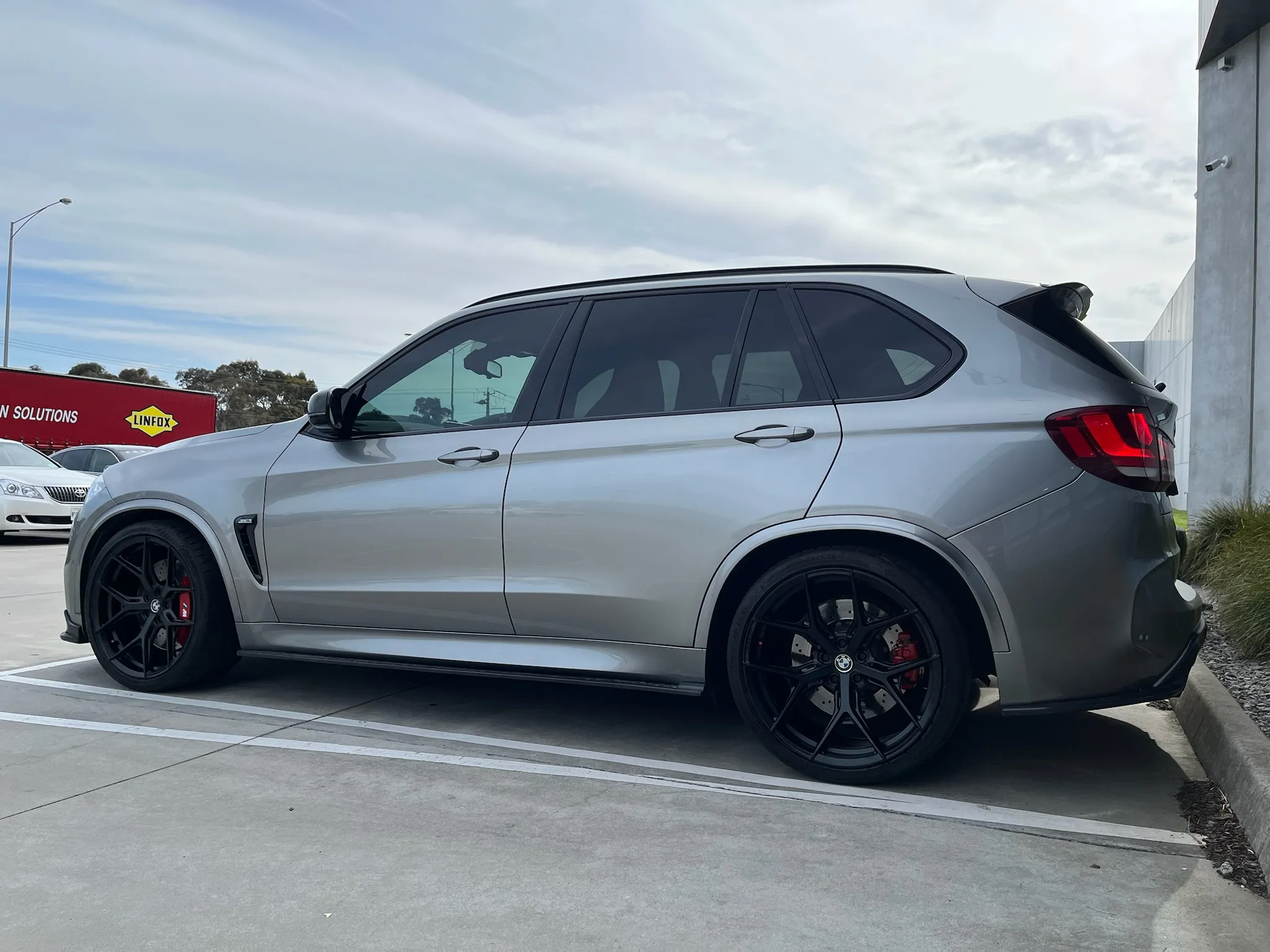 BMW X5M with VOSSEN HF5 22 inch |  | BMW